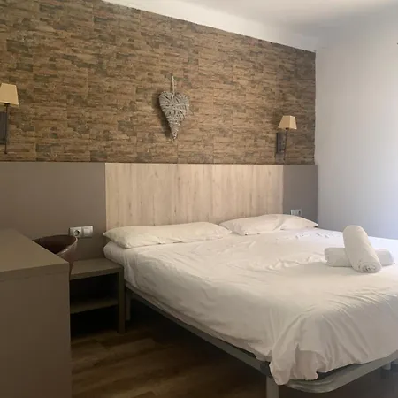 Hostal La Cabanya-2